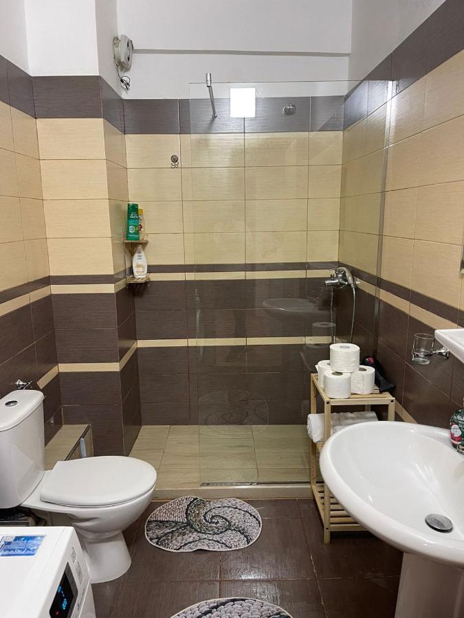 New Apartment In Center Of تيرانا المظهر الخارجي الصورة
