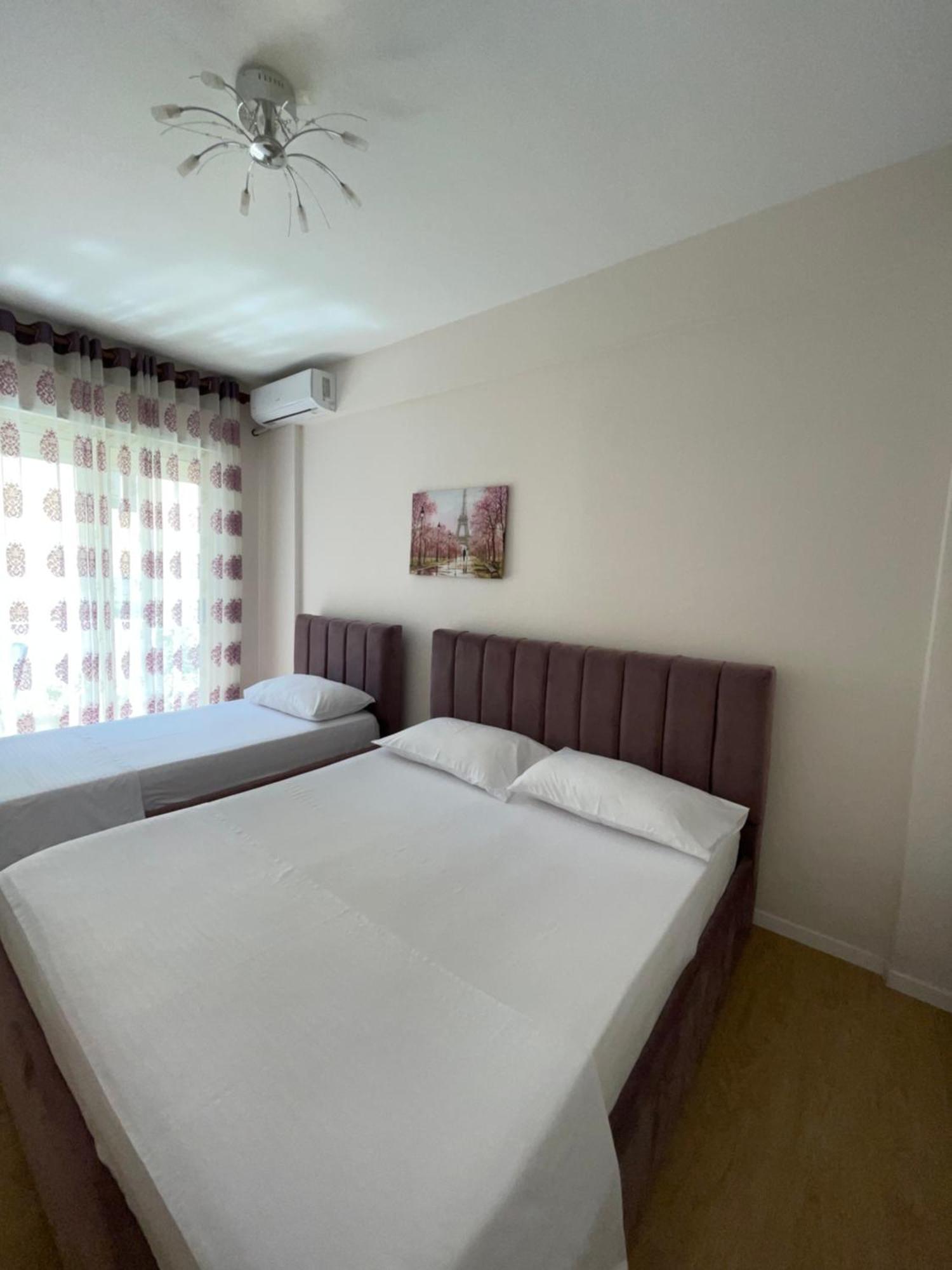 New Apartment In Center Of تيرانا المظهر الخارجي الصورة